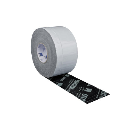 Pro Clima EXTOSEAL ENCORS 100 mm: rendkívül rugalmas butilszalag, amely vágás nélkül, egybefüggő vízzárást és párazárást biztosít